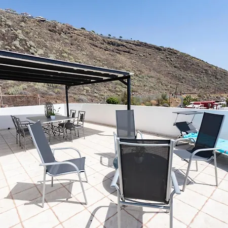 Spacious House With Huge Terrace Facing The Sea * Bocacangrejo