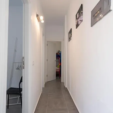 Spacious House With Huge Terrace Facing The Sea Holiday home *
