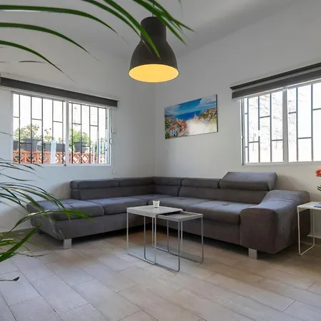 Holiday home Spacious House With Huge Terrace Facing The Sea *