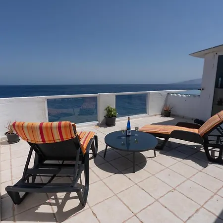 Σπίτι διακοπών Spacious House With Huge Terrace Facing The Sea Bocacangrejo